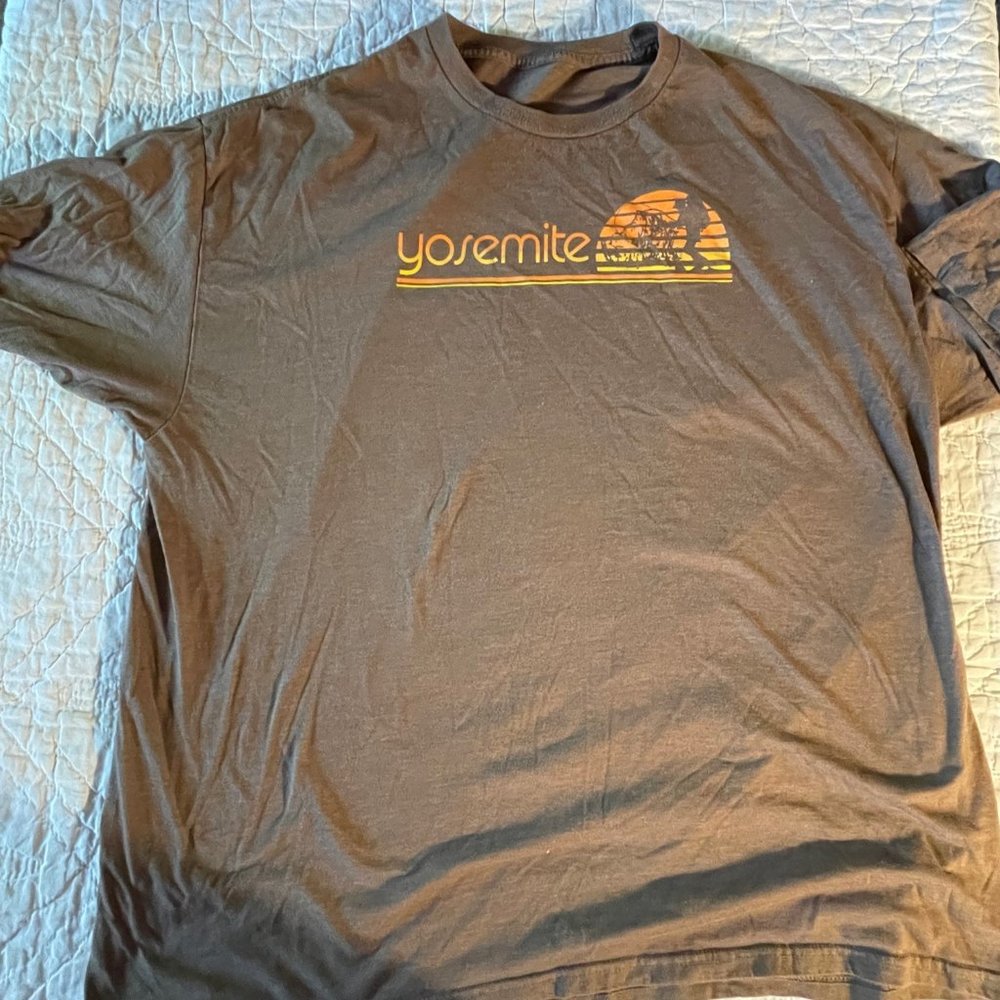 XXL Men's Yosemite Tee Shirt